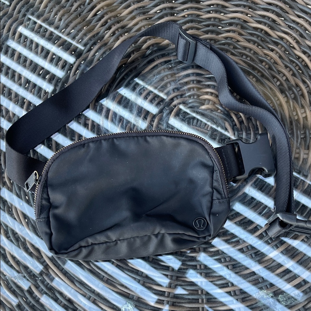 lululemon athletica Black Mini Belt Bag